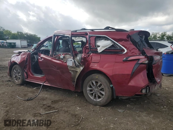 2022 Toyota Sienna LE with VIN 5TDKSKFC9NS056913, listed as a Copart auction lot 55704795 with 71,464 mi miles and Salvage title. Bid and sale history available at DreamBid. Image 2.