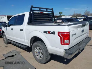 2015 Ford F-150 XLT with VIN 1FTEW1EFXFKE27190, listed as a IAAI auction lot 41670252 with 250,077 mi miles. Bid and sale history available at carsss.com. Image 3.