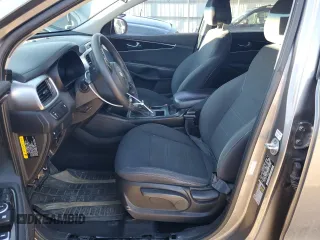 2016 Kia Sorento LX with VIN 5XYPG4A32GG145376, listed as a Copart auction lot 43728725 with 111,648 mi miles and Salvage Title. Bid and sale history available at DreamBid. Image 7.