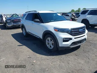2020 Ford Explorer XLT z VIN 1FMSK7DH2LGA40180, wystawiony jako IAAI lot #42033405 z przebiegiem 89 092 mil mil oraz . Historia ofert i sprzedaży dostępna na DreamBid. Obrazek 1.