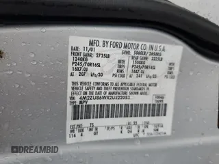 2002 Mercury Mountaineer z VIN 4M2ZU86WX2UJ22053, wystawiony jako Copart lot #43076725 z przebiegiem Nie podano mil oraz Nie do naprawy • Non repairable. Historia ofert i sprzedaży dostępna na DreamBid. Obrazek 13.