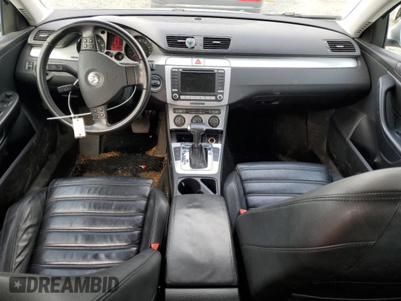 2008 Volkswagen Passat VR6 with VIN WVWRU73C28E160258, listed as a Copart auction lot 49671525 with 97,181 mi miles and Salvage title. Bid and sale history available at DreamBid. Image 8.