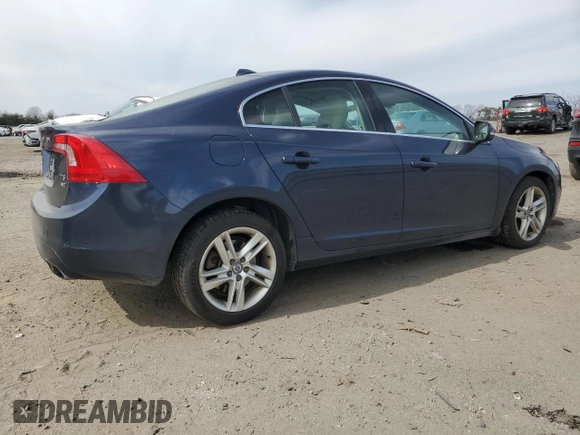2015 Volvo S60 T5 Platinum with VIN YV1612TMXF2360756, listed as a Copart auction lot 47140365 with 147,280 mi miles and Clean Title. Bid and sale history available at carsss.com. Image 3.