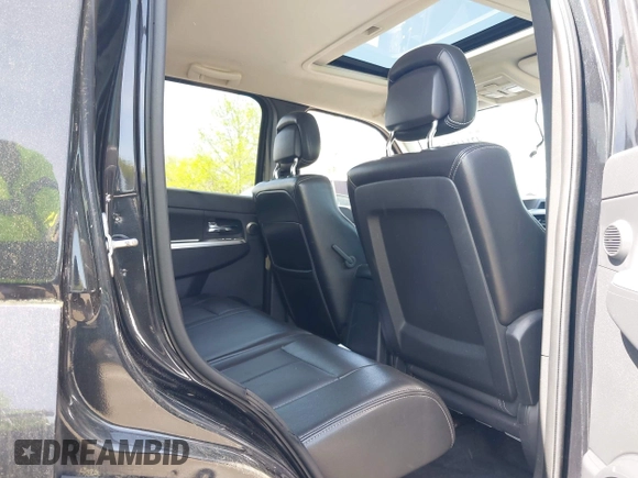 2010 Jeep Liberty Limited with VIN 1J4PN5GK1AW149319, listed as a IAAI auction lot 42144755 with 175,150 mi miles. Bid and sale history available at carsss.com. Image 8.