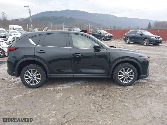 2022 Mazda CX-5 2.5 S Carbon Edition with VIN JM3KFBCM9N0640479, listed as a IAAI auction lot 41171375 with NaN miles. Bid and sale history available at carsss.com. Image 14.