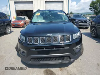 2019 Jeep Compass Latitude z VIN 3C4NJDBB5KT713992, wystawiony jako Copart lot #64503495 z przebiegiem 99 097 mil mil oraz Szkoda całkowita • Salvage title. Historia ofert i sprzedaży dostępna na DreamBid. Obrazek 5.