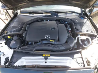 2019 Mercedes-Benz C 300 z VIN 55SWF8DB0KU307190, wystawiony jako IAAI lot #42064216 z przebiegiem 152 907 mil mil oraz . Historia ofert i sprzedaży dostępna na DreamBid. Obrazek 10.