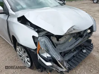 2018 Nissan Sentra SV с VIN 3N1AB7AP2JY210239, выставлен на аукционе IAAI как лот 42340618 с пробегом 77 011 миль миль и . История ставок и продаж доступна на DreamBid. Изображение 12.