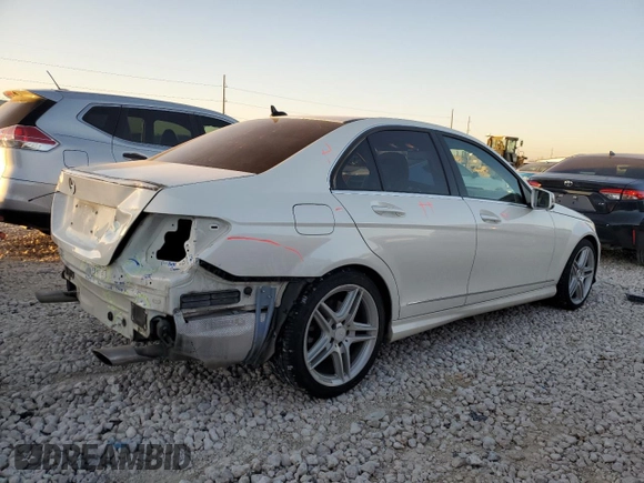 2014 Mercedes-Benz C 350 Sport with VIN WDDGF5HB8EA900524, listed as a Copart auction lot 86628974 with 97,009 mi miles and Salvage Title. Bid and sale history available at DreamBid. Image 3.