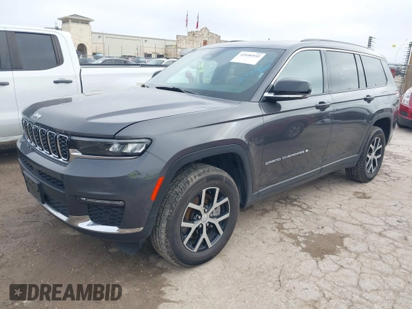 2024 Jeep Grand Cherokee Limited with VIN 1C4RJKBG0R8548766, listed as a IAAI auction lot 42496952 with 30,354 mi miles and . Bid and sale history available at DreamBid. Image 17.