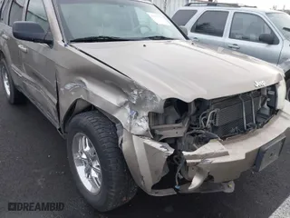 2005 Jeep Grand Cherokee Limited with VIN 1J4HR58235C594045, listed as a IAAI auction lot 41573374 with NaN miles. Bid and sale history available at carsss.com. Image 6.