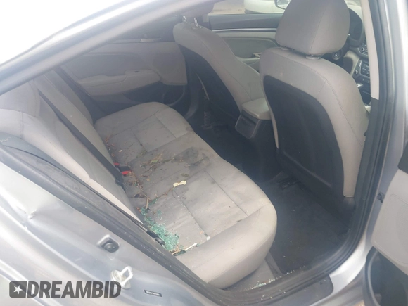 2017 Hyundai Elantra SE z VIN 5NPD84LF7HH119468, wystawiony jako IAAI lot #42060414 z przebiegiem 122 434 mil mil oraz . Historia ofert i sprzedaży dostępna na DreamBid. Obrazek 8.
