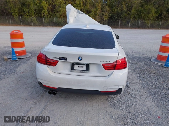 2015 BMW 4 Series 428i xDrive z VIN WBA4C9C57FD330866, wystawiony jako IAAI lot #40574326 z przebiegiem 123 726 mil mil oraz . Historia ofert i sprzedaży dostępna na DreamBid. Obrazek 16.