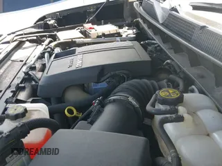 2022 Chevrolet Silverado 1500 RST z VIN 1GCUDEETXNZ522272, wystawiony jako IAAI lot #43041445 z przebiegiem 58 420 mil mil oraz . Historia ofert i sprzedaży dostępna na DreamBid. Obrazek 20.