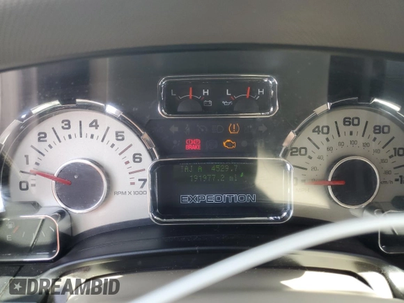 2007 Ford Expedition Max Limited with VIN 1FMFK20557LA18350, listed as a Copart auction lot 59759045 with 191,977 mi miles and Salvage title. Bid and sale history available at DreamBid. Image 9.