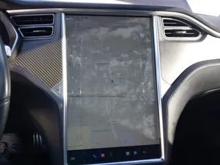2015 Tesla Model S 85D with VIN 5YJSA1H46FF096603, listed as a IAAI auction lot 41084296 with 114,466 mi miles. Bid and sale history available at carsss.com. Image 18.