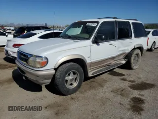 1998 Ford Explorer XLT z VIN 1FMZU32P7WZC30996, wystawiony jako Copart lot #55173285 z przebiegiem 154 893 mil mil oraz Szkoda całkowita • Salvage title. Historia ofert i sprzedaży dostępna na DreamBid. Obrazek 1.