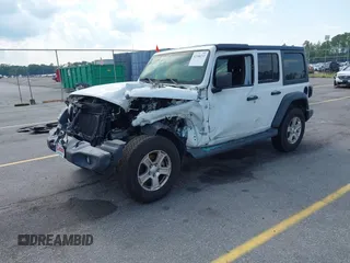 2018 Jeep Wrangler Unlimited Sport с VIN 1C4HJXDG2JW127282, выставлен на аукционе IAAI как лот 42188212 с пробегом 51 902 миль миль и . История ставок и продаж доступна на DreamBid. Изображение 18.