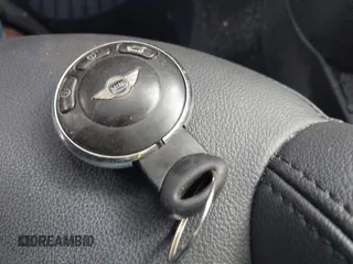 2013 MINI Countryman S z VIN WMWZC3C5XDWP24270, wystawiony jako IAAI lot #42232550 z przebiegiem 95 512 mil mil oraz . Historia ofert i sprzedaży dostępna na DreamBid. Obrazek 11.