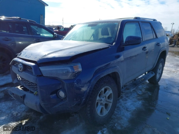 2019 Toyota 4Runner SR5 with VIN JTEBU5JR3K5667654, listed as a IAAI auction lot 41902198 with 53,182 mi miles. Bid and sale history available at carsss.com. Image 17.