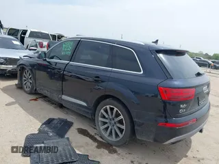 2017 Audi Q7 Prestige with VIN WA1VAAF7XHD032708, listed as a IAAI auction lot 41884093 with 114,408 mi miles and . Bid and sale history available at DreamBid. Image 3.