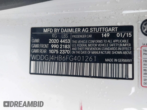 2015 Mercedes-Benz C-Class C 250 with VIN WDDGJ4HB6FG401261, listed as a IAAI auction lot 41483848 with 124,915 mi miles. Bid and sale history available at carsss.com. Image 9.