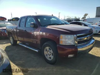 2008 Chevrolet Silverado 1500 LTZ with VIN 1GCEK19018Z152532, listed as a Copart auction lot 87527995 with 250,280 mi miles and Clean Title. Bid and sale history available at carsss.com. Image 4.