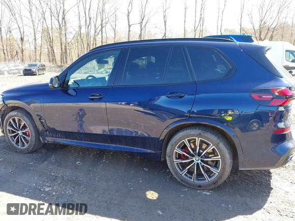 2024 BMW X5 xDrive50e with VIN 5UX43EU08R9T76677, listed as a IAAI auction lot 41777924 with 19,013 mi miles. Bid and sale history available at carsss.com. Image 14.