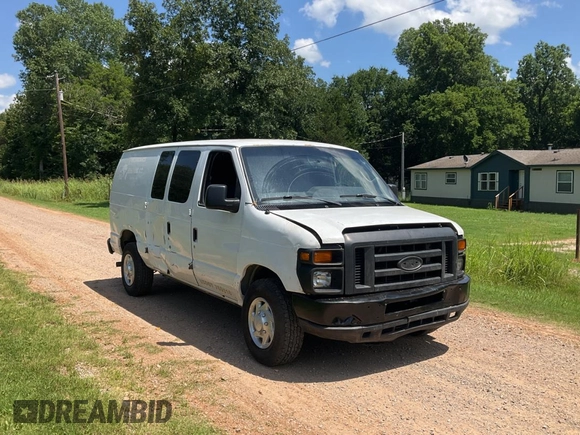 2014 Ford Econoline Cargo Commercial with VIN 1FTSE3EL5EDA40007, listed as a Copart auction lot 64664305 with 213,836 mi miles and Clean title. Bid and sale history available at DreamBid. Image 1.