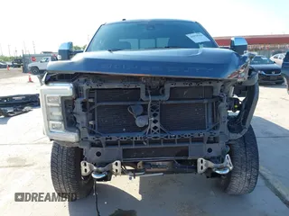 2017 Ford F-250 Lariat with VIN 1FT7W2BT3HEE25677, listed as a IAAI auction lot 41978920 with 197,691 mi miles and . Bid and sale history available at DreamBid. Image 13.