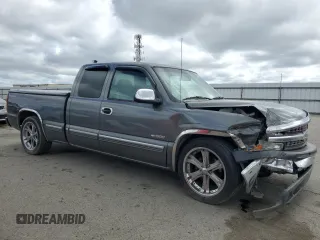 2000 Chevrolet Silverado 1500 with VIN 2GCEC19V5Y1389820, listed as a Copart auction lot 47005935 with 116,834 mi miles and Salvage Title. Bid and sale history available at carsss.com. Image 4.