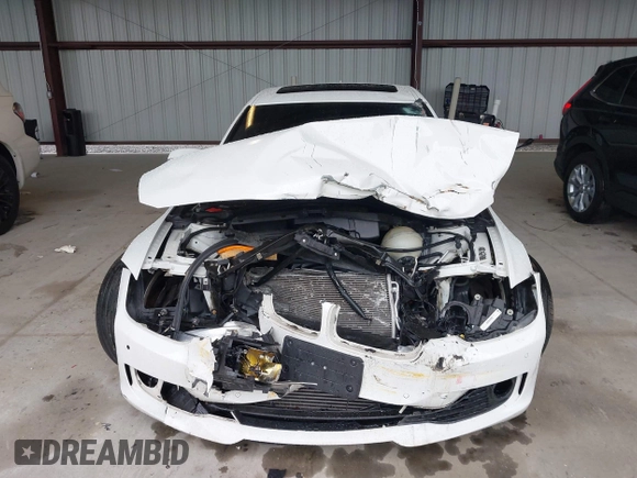 2015 BMW 3 Series 328i xDrive with VIN WBA3B3G55FNR86497, listed as a IAAI auction lot 42350645 with 56,688 mi miles and . Bid and sale history available at DreamBid. Image 12.