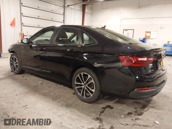 2024 Volkswagen Jetta Sport with VIN 3VWBM7BU6RM023862, listed as a IAAI auction lot 41965583 with 30,061 mi miles and . Bid and sale history available at DreamBid. Image 3.