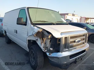 2010 Ford Econoline Cargo Commercial z VIN 1FTNE1EW3ADA53165, wystawiony jako IAAI lot #42289363 z przebiegiem 353 186 mil mil oraz . Historia ofert i sprzedaży dostępna na DreamBid. Obrazek 1.