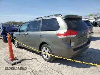 2014 Toyota Sienna L z VIN 5TDZK3DC2ES418247, wystawiony jako Copart lot #53362315 z przebiegiem 165 120 mil mil oraz Szkoda całkowita • Salvage title. Historia ofert i sprzedaży dostępna na DreamBid. Obrazek 2.