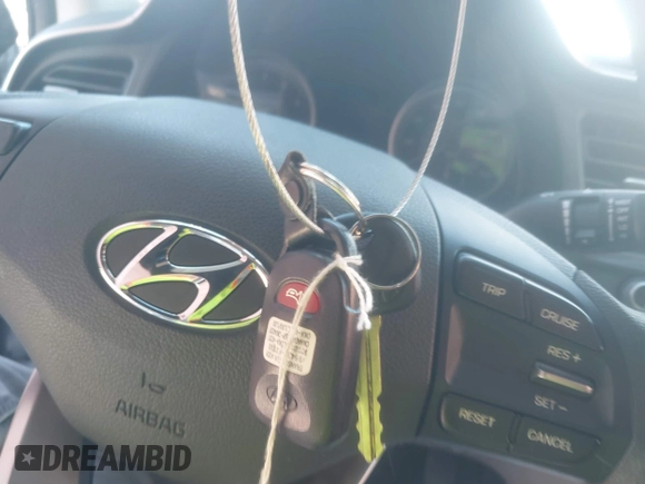 2019 Hyundai Elantra SE with VIN KMHD74LF4KU833263, listed as a IAAI auction lot 41475594 with Not Provided miles and . Bid and sale history available at DreamBid. Image 11.