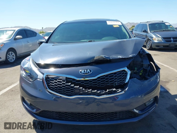 2014 Kia Forte EX with VIN KNAFX4A84E5112910, listed as a IAAI auction lot 42039761 with 118,126 mi miles. Bid and sale history available at carsss.com. Image 13.