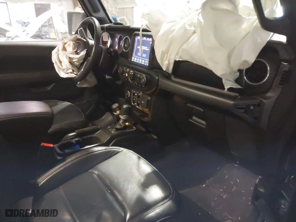 2019 Jeep Wrangler Unlimited Sahara with VIN 1C4HJXEG9KW579682, listed as a IAAI auction lot 41310472 with 74,265 mi miles. Bid and sale history available at carsss.com. Image 5.