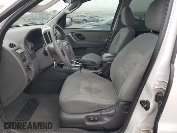 2006 Ford Escape Hybrid with VIN 1FMCU96H96KC73563, listed as a Copart auction lot 81958664 with 186,023 mi miles and Salvage Title. Bid and sale history available at carsss.com. Image 7.