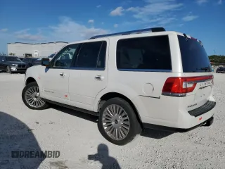 2017 Lincoln Navigator Reserve z VIN 5LMJJ2LT2HEL03324, wystawiony jako Copart lot #86693884 z przebiegiem 88 652 mil mil oraz Szkoda całkowita • Salvage title. Historia ofert i sprzedaży dostępna na DreamBid. Obrazek 2.