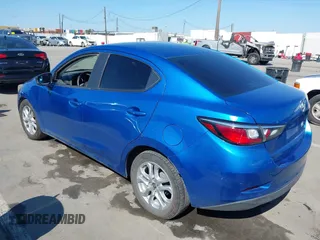 2016 Scion iA with VIN 3MYDLBZV5GY107520, listed as a IAAI auction lot 41647663 with 183,309 mi miles. Bid and sale history available at carsss.com. Image 3.