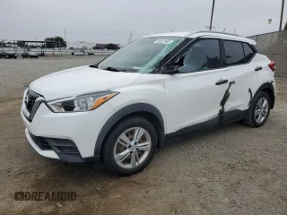 2018 Nissan Kicks S with VIN 3N1CP5CU1JL545071, listed as a Copart auction lot 60527985 with 76,307 mi miles and Salvage title. Bid and sale history available at DreamBid. Image 1.