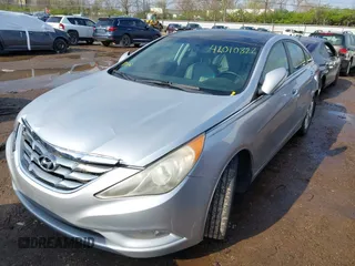 2012 Hyundai Sonata Limited z VIN 5NPEC4AC8CH358905, wystawiony jako IAAI lot #42010822 z przebiegiem 153 573 mil mil oraz . Historia ofert i sprzedaży dostępna na DreamBid. Obrazek 2.