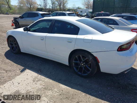 2016 Dodge Charger SE with VIN 2C3CDXBG6GH121386, listed as a IAAI auction lot 42039875 with 116,028 mi miles and . Bid and sale history available at carsss.com. Image 3.