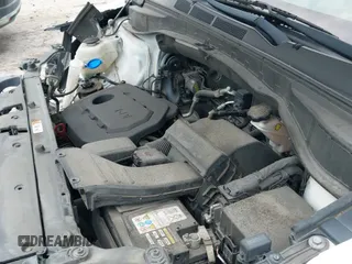 2018 Hyundai Santa Fe 2.4L с VIN 5NMZT3LB5JH065442, выставлен на аукционе IAAI как лот 43032364 с пробегом 138 919 миль миль и . История ставок и продаж доступна на DreamBid. Изображение 20.