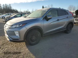 2020 Mitsubishi Eclipse Cross LE z VIN JA4AT4AA5LZ610674, wystawiony jako Copart lot #87817785 z przebiegiem Nie podano mil oraz Czysty tytuł • Clean title. Historia ofert i sprzedaży dostępna na DreamBid. Obrazek 1.