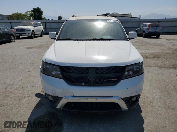 2016 Dodge Journey Crossroad Plus with VIN 3C4PDCGB4GT220184, listed as a Copart auction lot 61977595 with 137,185 mi miles and Clean title. Bid and sale history available at DreamBid. Image 5.