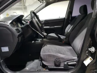 2004 Mitsubishi Lancer z VIN JA3AD29F44U024617, wystawiony jako Copart lot #51847765 z przebiegiem 172 585 mil mil oraz Szkoda całkowita • Salvage title. Historia ofert i sprzedaży dostępna na DreamBid. Obrazek 7.