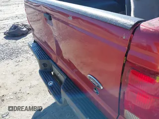 2000 Ford Ranger XL with VIN 1FTYR14VXYTB00914, listed as a IAAI auction lot 41891845 with 186,148 mi miles. Bid and sale history available at carsss.com. Image 6.