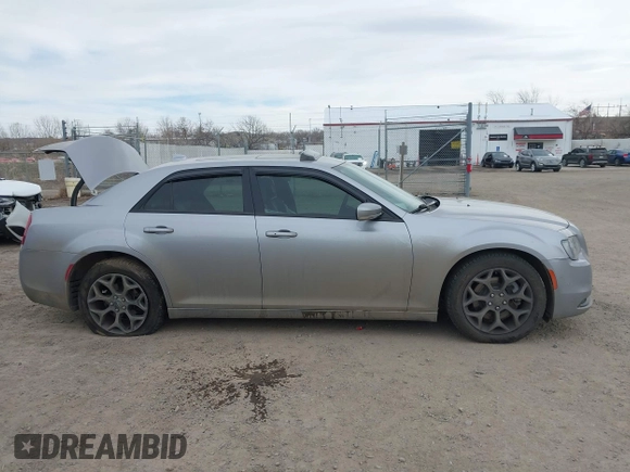 2016 Chrysler 300 with VIN 2C3CCAGG0GH239071, listed as a IAAI auction lot 41736156 with 107,747 mi miles. Bid and sale history available at carsss.com. Image 14.
